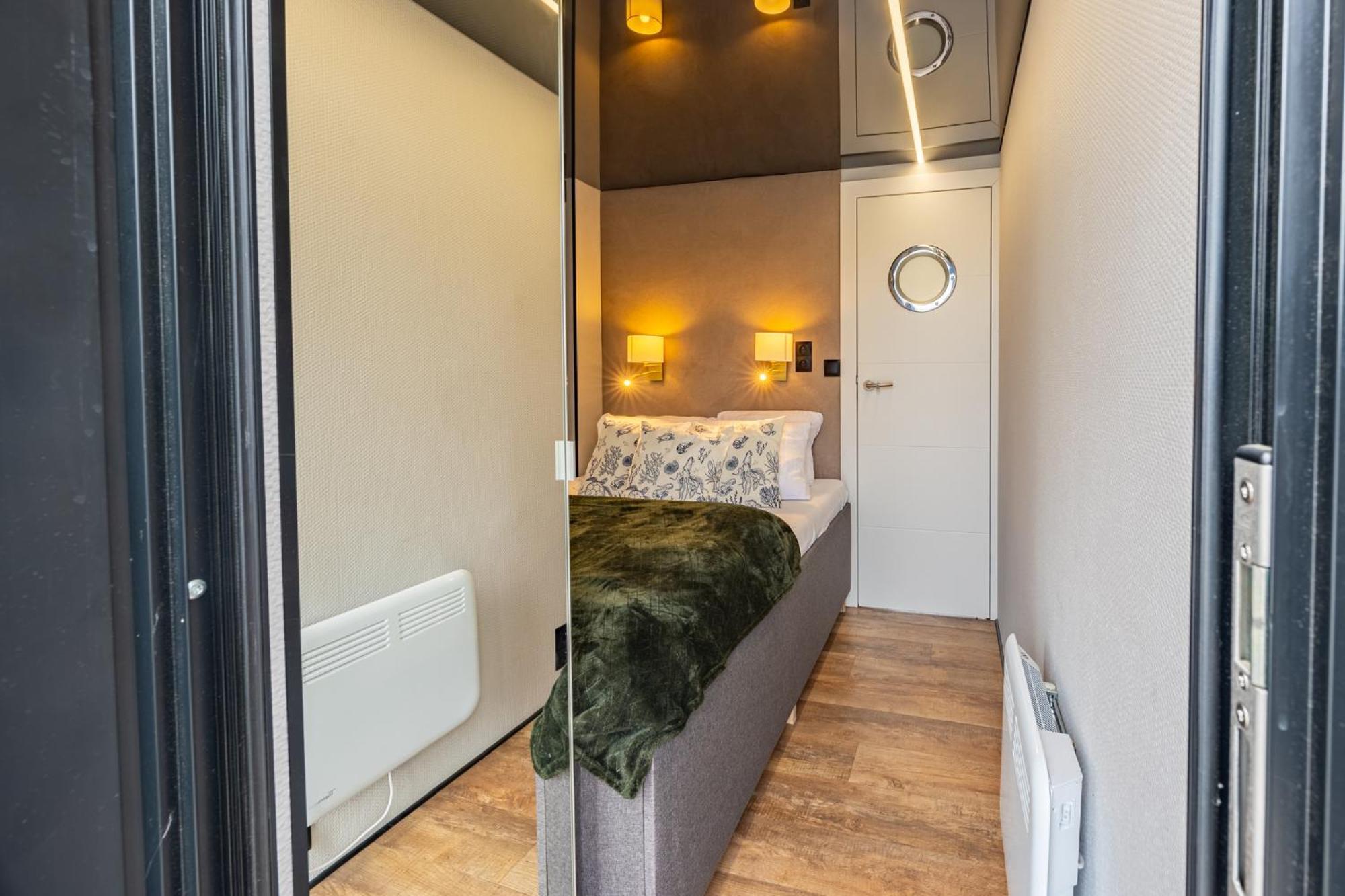 Apartment Energyapart Aqua Na Wodzie Houseboat *