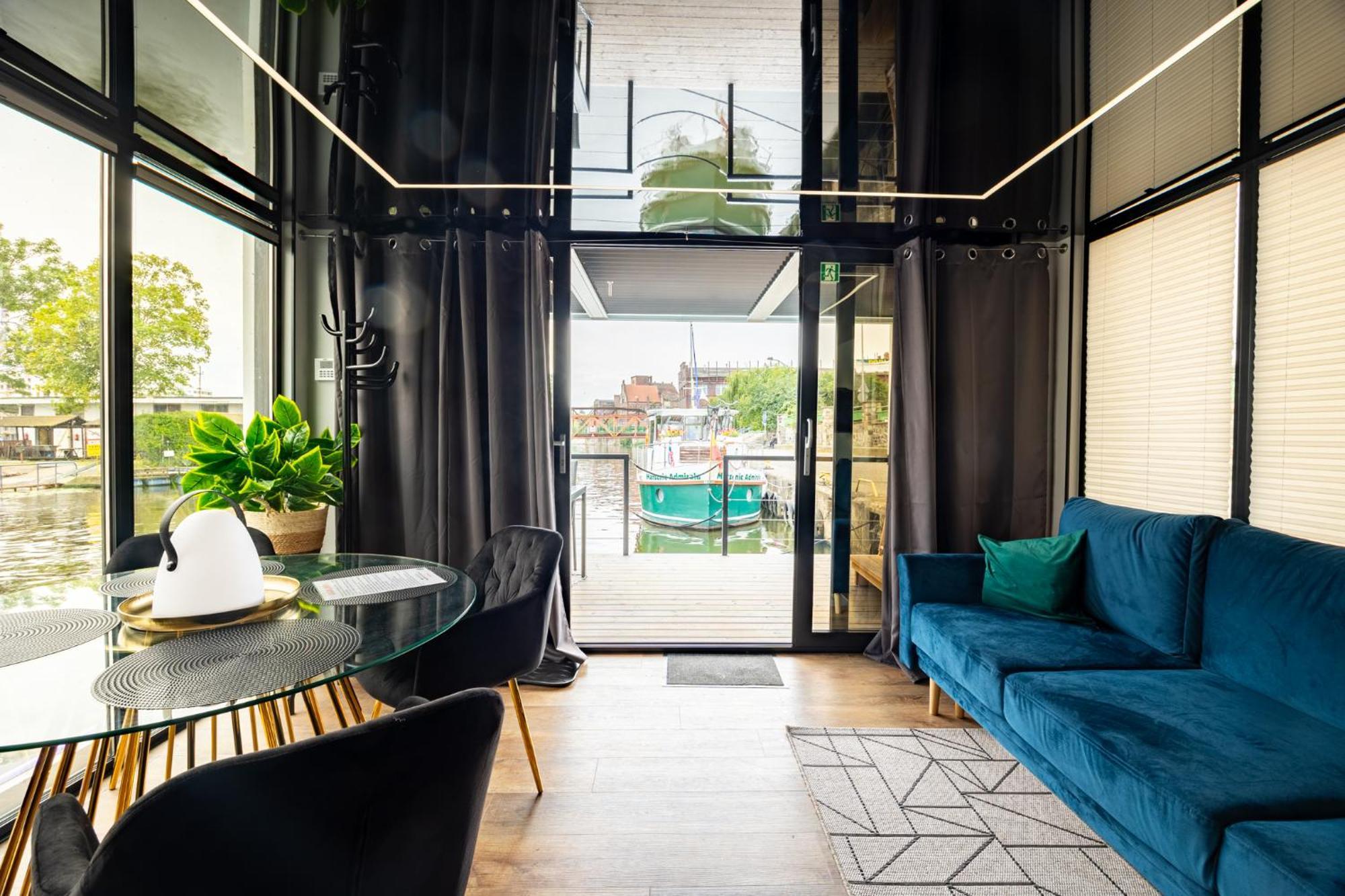 Energyapart Aqua Na Wodzie Houseboat